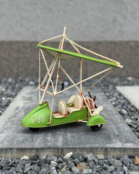 Kovový model paramotoru maketa letadla dekorace letectví