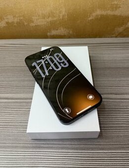 Apple iPhone 15 Pro 256GB černý, 100% baterie