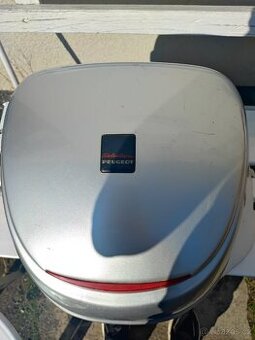 Box na moto Peugeot