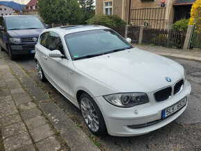 Krásné BMW 118d E81 3 dveře. Nové rozvody Šíbr, XENON