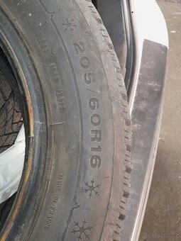 Prodej zimní Pneu Dunlop 205/60R 16