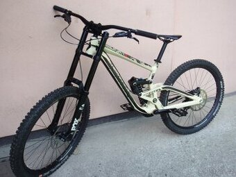 Téměř nový Scott Gambler 720 - PC: 118 790kč