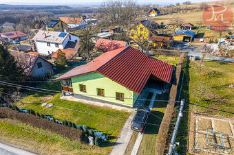 Prodej rodinného domu s úžasným výhledem a perfektní dostupn