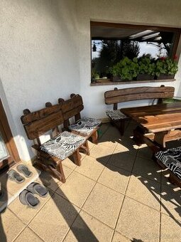 Prodám zahradní nábytek masív tvrdé dřevo