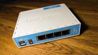 Mikrotik hap lite + síťový adaptér