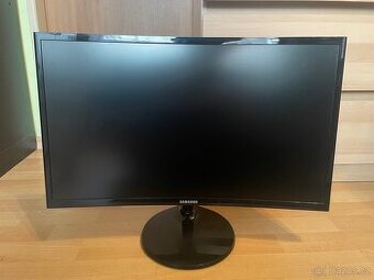 Zahnutý monitor Samsung 24” | 60Hz |