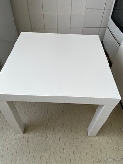 Ikea stolek bílý