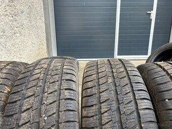 235/65 r16c