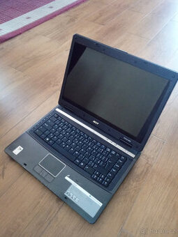 Acer extensa 5220 - 1