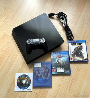 Playstation 4 PRO 1TB / 4x hry / příslušenství