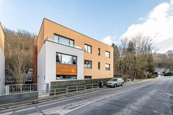 Prostorný byt 3+1 95m2 se zahradou 76m2