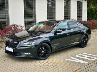 Škoda Superb 1.6 TDI 88 kw , STYLE , SERVISOVÁN , GREENLINE