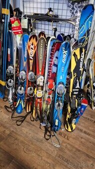 Snowblade a krátké dospělé lyže