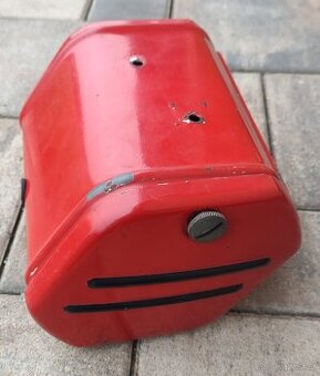 Kastlík Jawa mustang