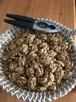 Vyloupané vlašské ořechy