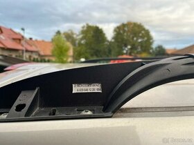 Koupim KRYT RELINGU MERCEDES Vito pravy zadni