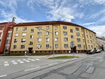 Pronájem nově zrekonstruovaného bytu 2+1 65 m² - Pravdova ul - 1