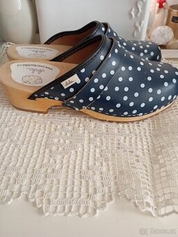 Dřeváky ovečka vlnka nové vel 38