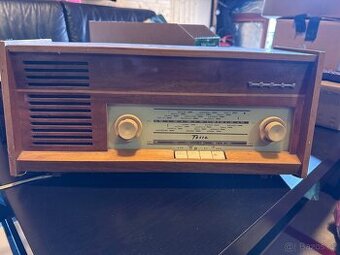 Radio Tesla 326 A