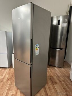 Lednice s mrazákem Bosch (287)