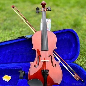 Prodám kvalitní dětské housle s příslušenstvím - 1