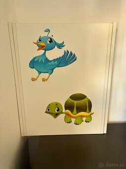 Odklápěcí přebalovací pult na stěnu/komodu