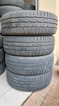 Pneu zimní, 4 ks, rozměr 215/60/17C, 104/102H, zn. MICHELIN