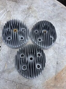 Jawa 250 kývačka ,pérák hlavy motoru.