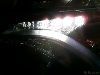 TOYOTA RAV 4 -IV 2016- - PŘEDNÍ SVĚTLA