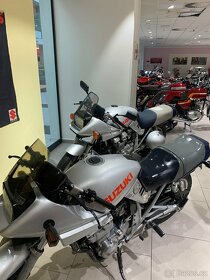 Prodám 4 ks suzuki katana GSX 250,400,750,1100 S