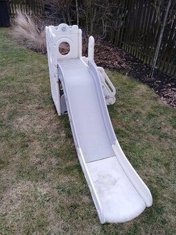 Skluzavka Baby Vivo s basketbalovým košem Hrad