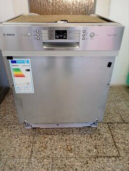 Myčka nádobí Bosch vestavná