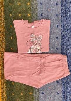 Dívčí pyžamo - vel. 146-152