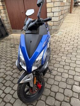 Skútr Maxon Matador 125