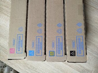 Náplně do tiskarny - tonery