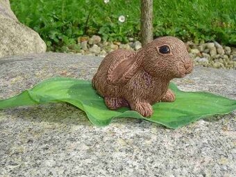 Zajíček, králíček, dekorace z umělého kamene