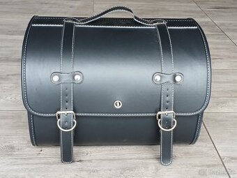 Zadní brašna na custom