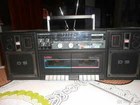 Vintage radiomagnetofon - 1
