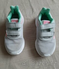 Sportovní obuv Adidas 31
