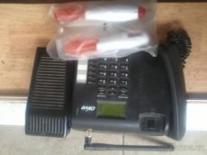 Elektronické švihadlo a stolní telefon Olive