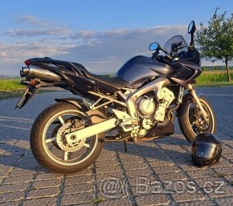 Yamaha FZS 600