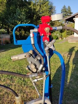 Hydraulické čerpadlo ruční - 1
