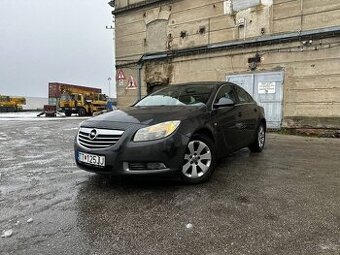 Opel Insignia 2.0 CDTI - 1