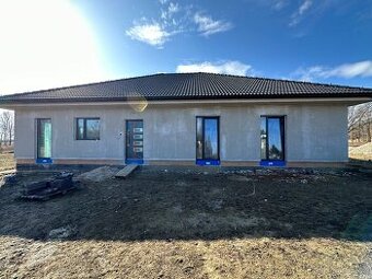 Prodej nízkoenergetického zděného rodinného domu 4+kk - 91m²