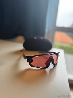 Sluneční brýle Oakley Jawbreaker