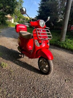 Vespa lx125
