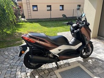 Yamaha x-max 300