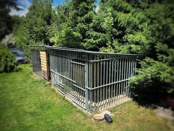 Kotec a bouda pro psa - 3x2 m z pozinkovaných profilů