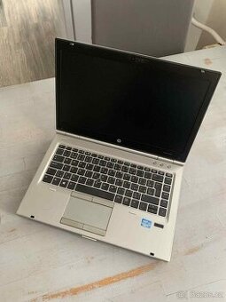 HP EliteBook 8560P