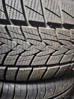 215/55R17 98V XL SnowDragon UHP IMPERIAL